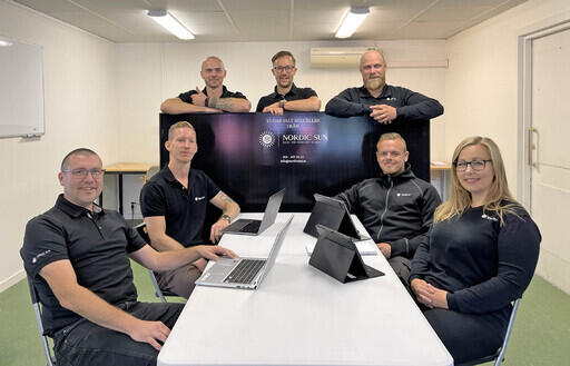 Nordic Sun med delar av personalen på kontoret i Valbo.
